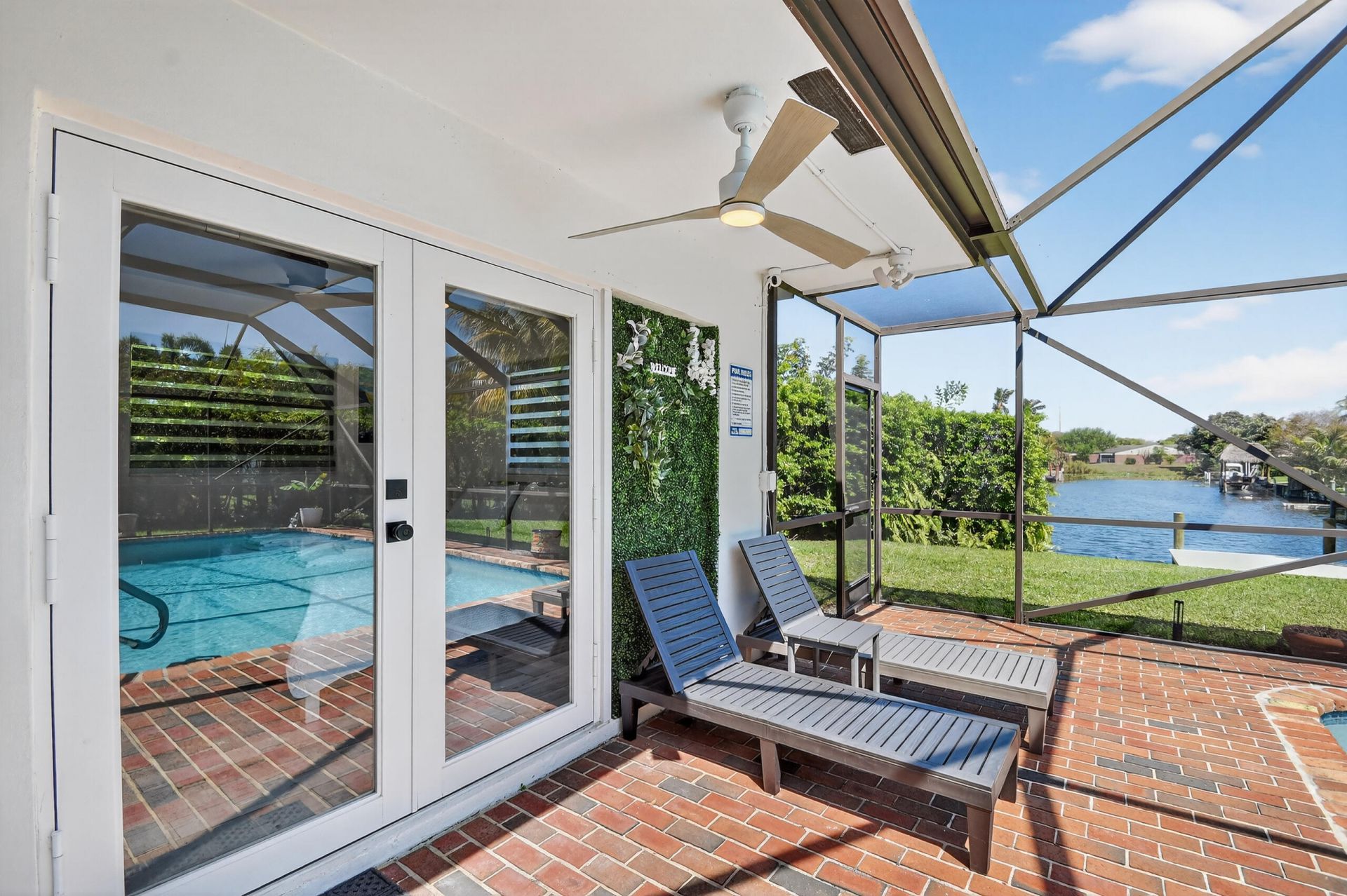 8416 Pine Tree Lane, West Palm Beach, FL 33406 Photo