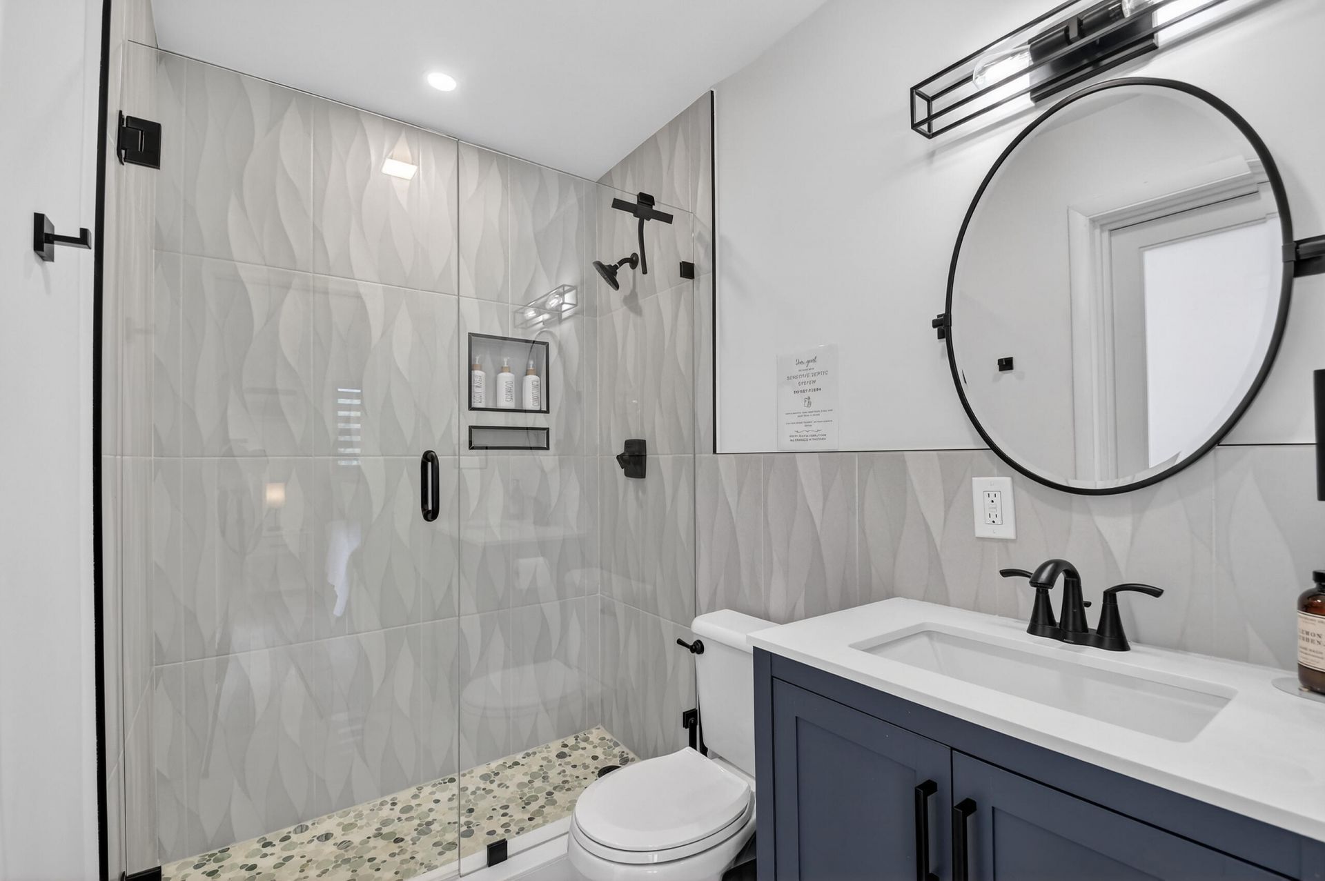 8416 Pine Tree Lane, West Palm Beach, FL 33406 Photo