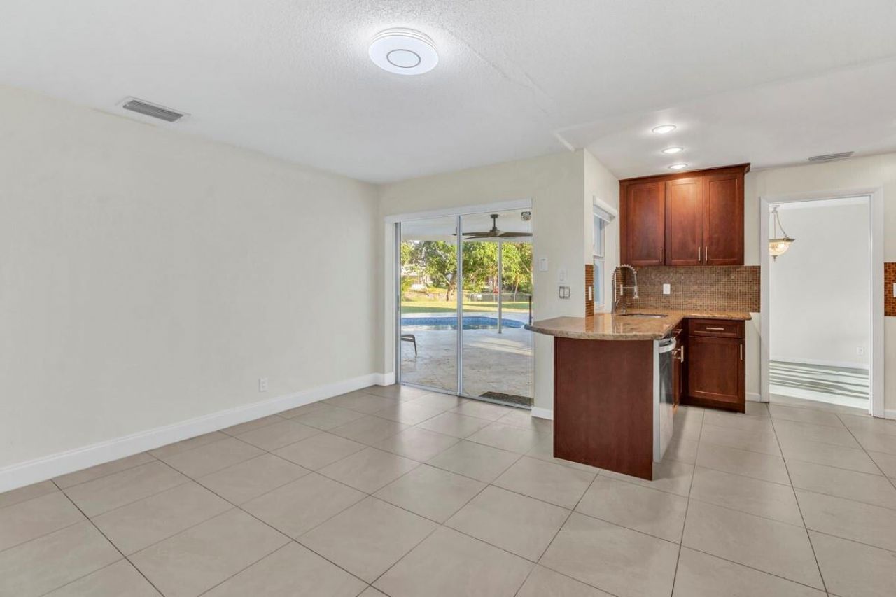 290 NW 65th Avenue, Margate, FL 33063 Photo