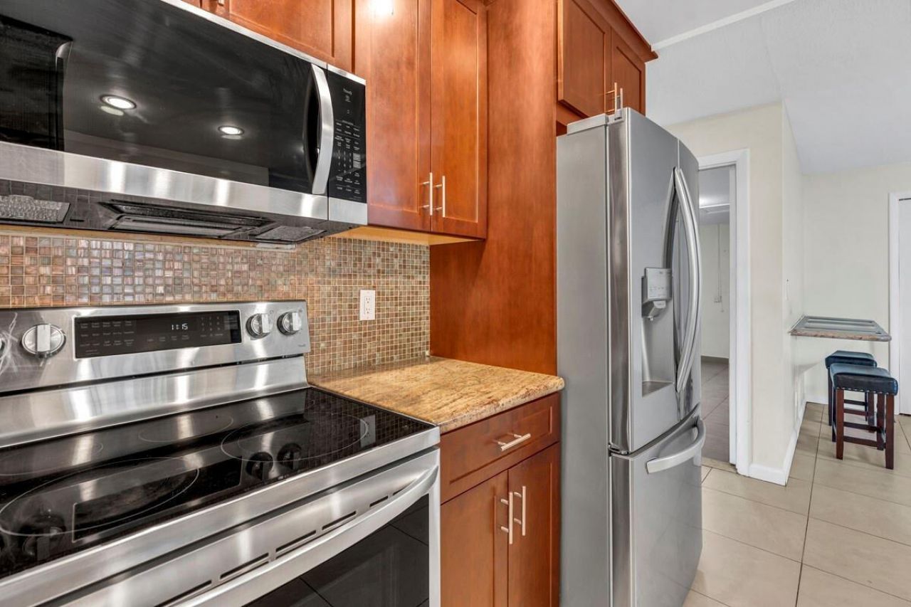 290 NW 65th Avenue, Margate, FL 33063 Photo