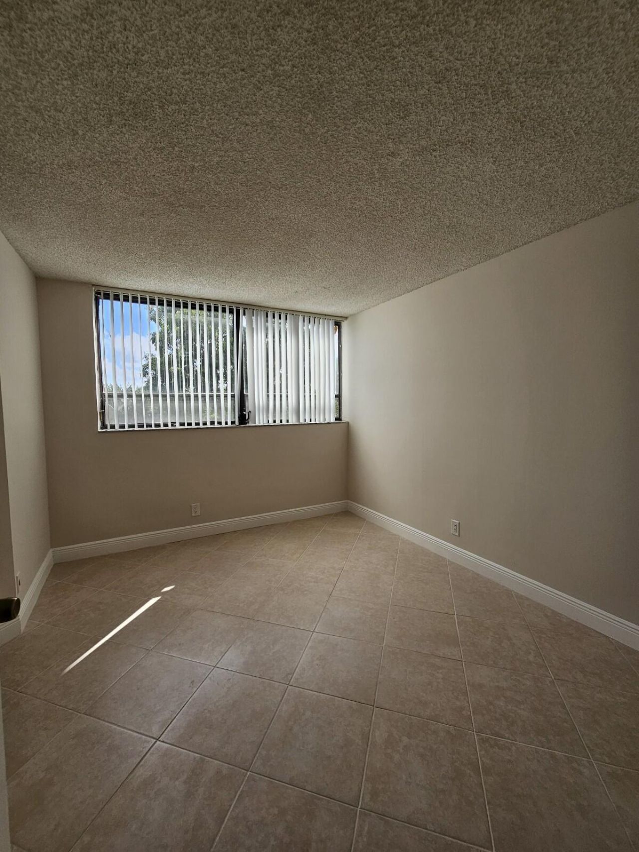 1950 N Congress Avenue, Unit 310, West Palm Beach, FL 33401 Photo