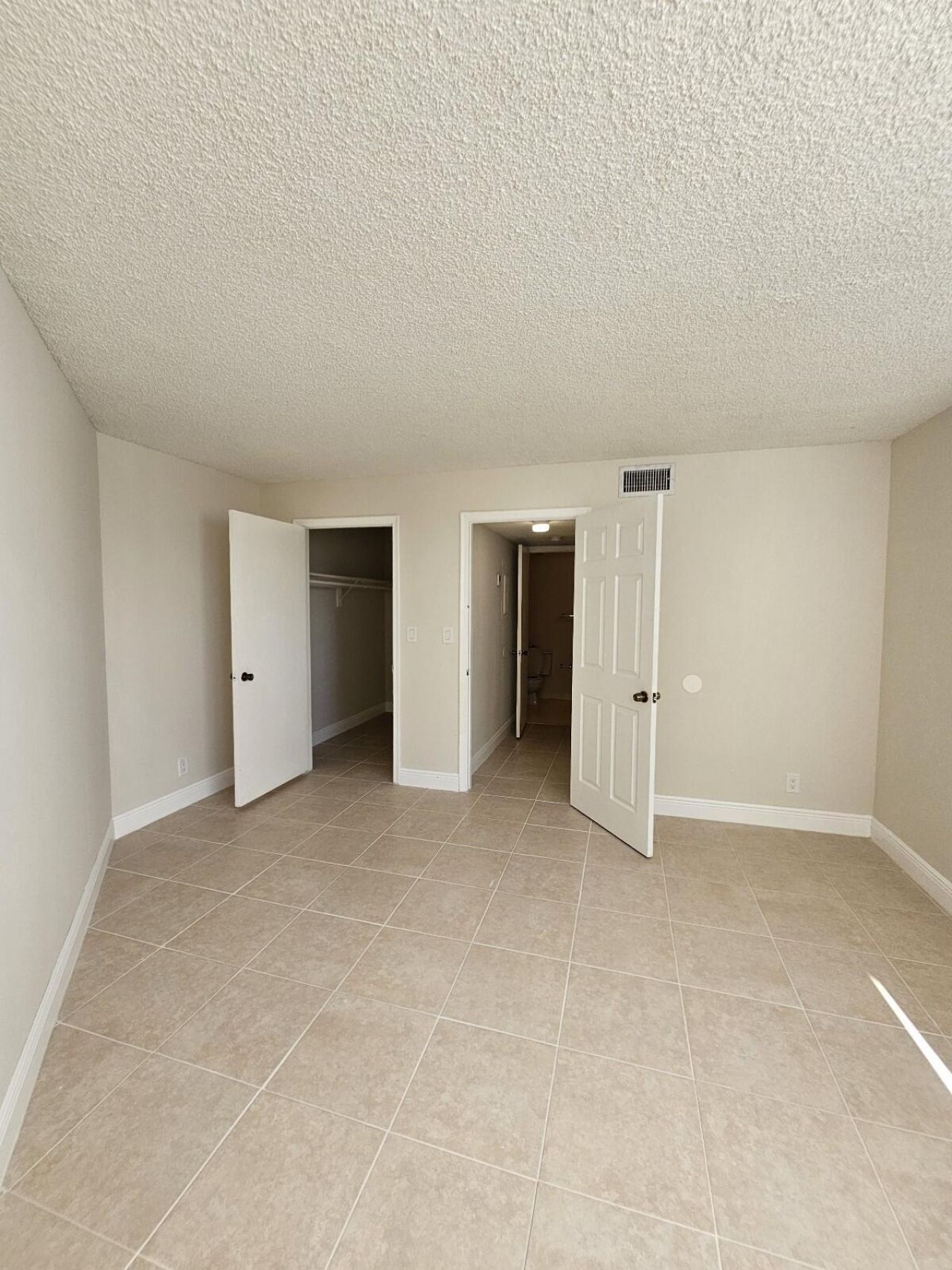 1950 N Congress Avenue, Unit 310, West Palm Beach, FL 33401 Photo