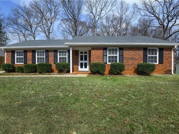 2108 Tarrywood Drive, Greensboro, NC 27455