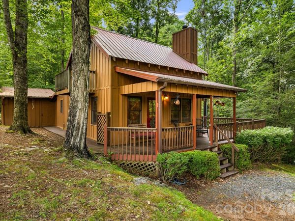 180 Grace Way , Green Mountain, NC 28740