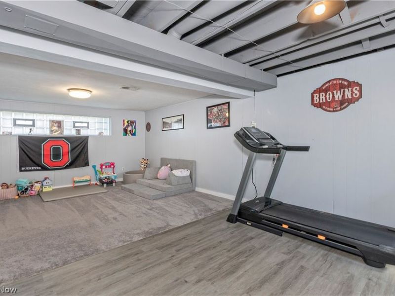 3529 Hunter Drive, North Olmsted, OH 44070 Photo 24