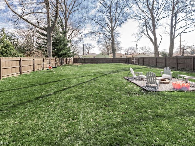 3529 Hunter Drive, North Olmsted, OH 44070 Photo 31