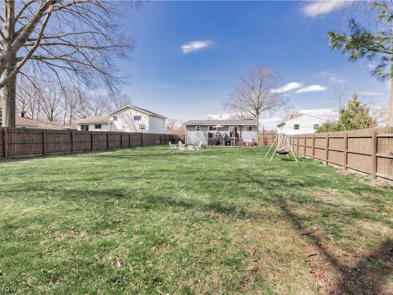 3529 Hunter Drive, North Olmsted, OH 44070 Photo 33