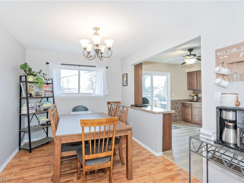 3529 Hunter Drive, North Olmsted, OH 44070 Photo 7