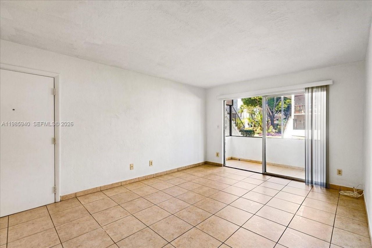 8701 SW 141st St, Unit B2, Palmetto Bay, FL 33176 Photo