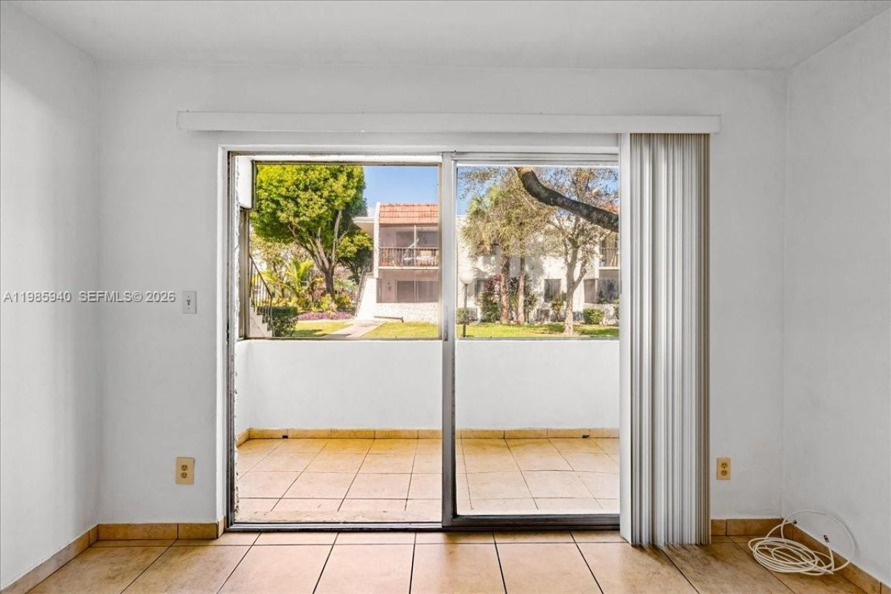 8701 SW 141st St, Unit B2, Palmetto Bay, FL 33176 Photo