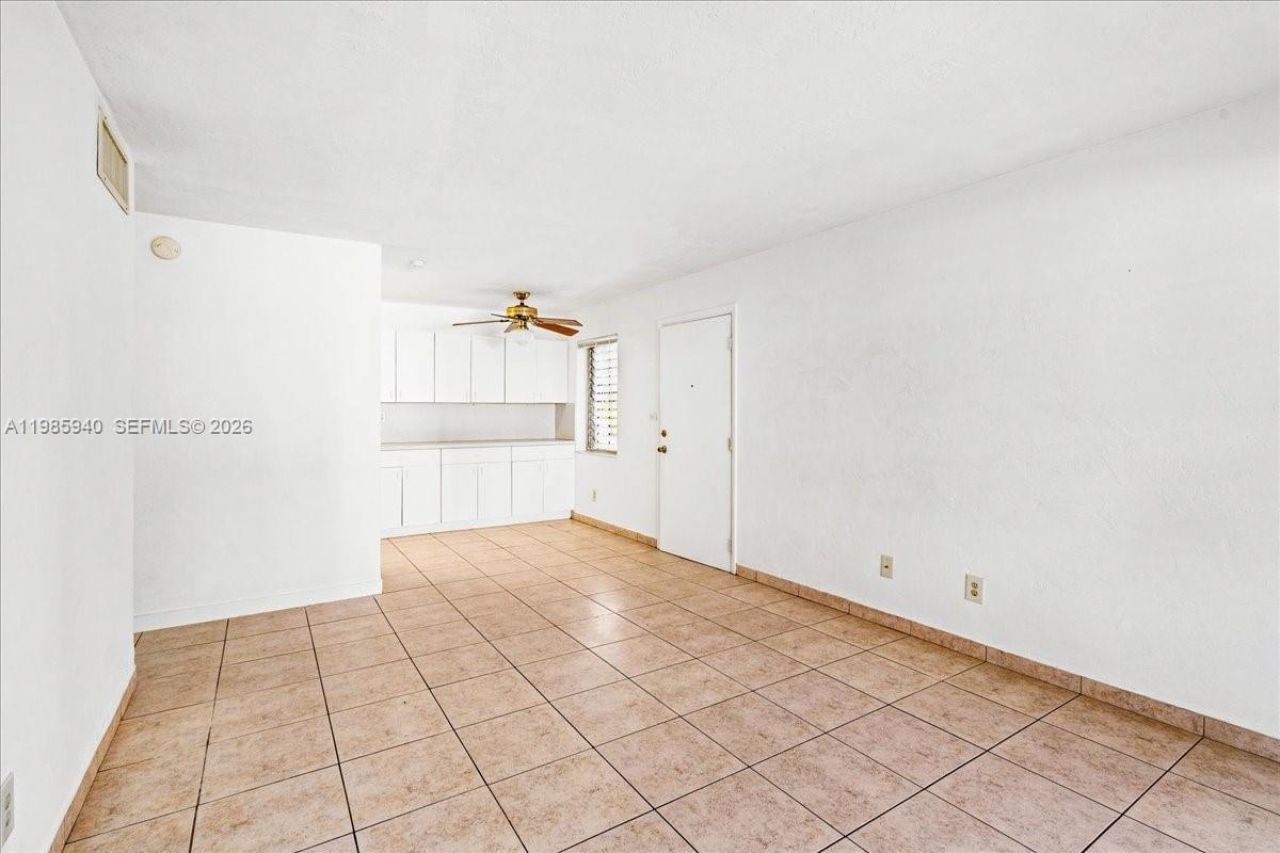8701 SW 141st St, Unit B2, Palmetto Bay, FL 33176 Photo