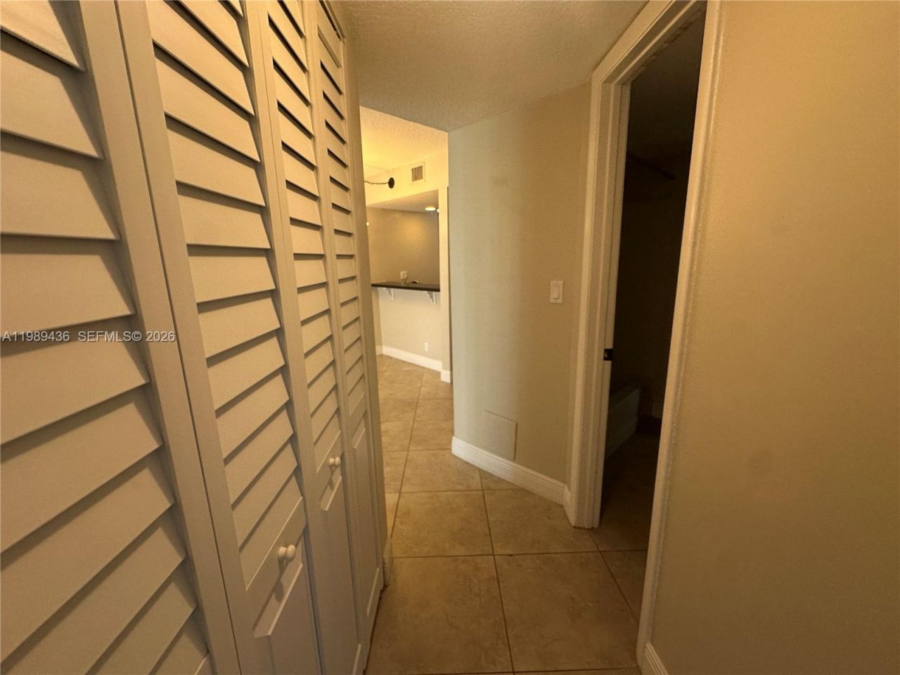 10401 W Broward Blvd, Unit 301, Plantation, FL 33324 Photo
