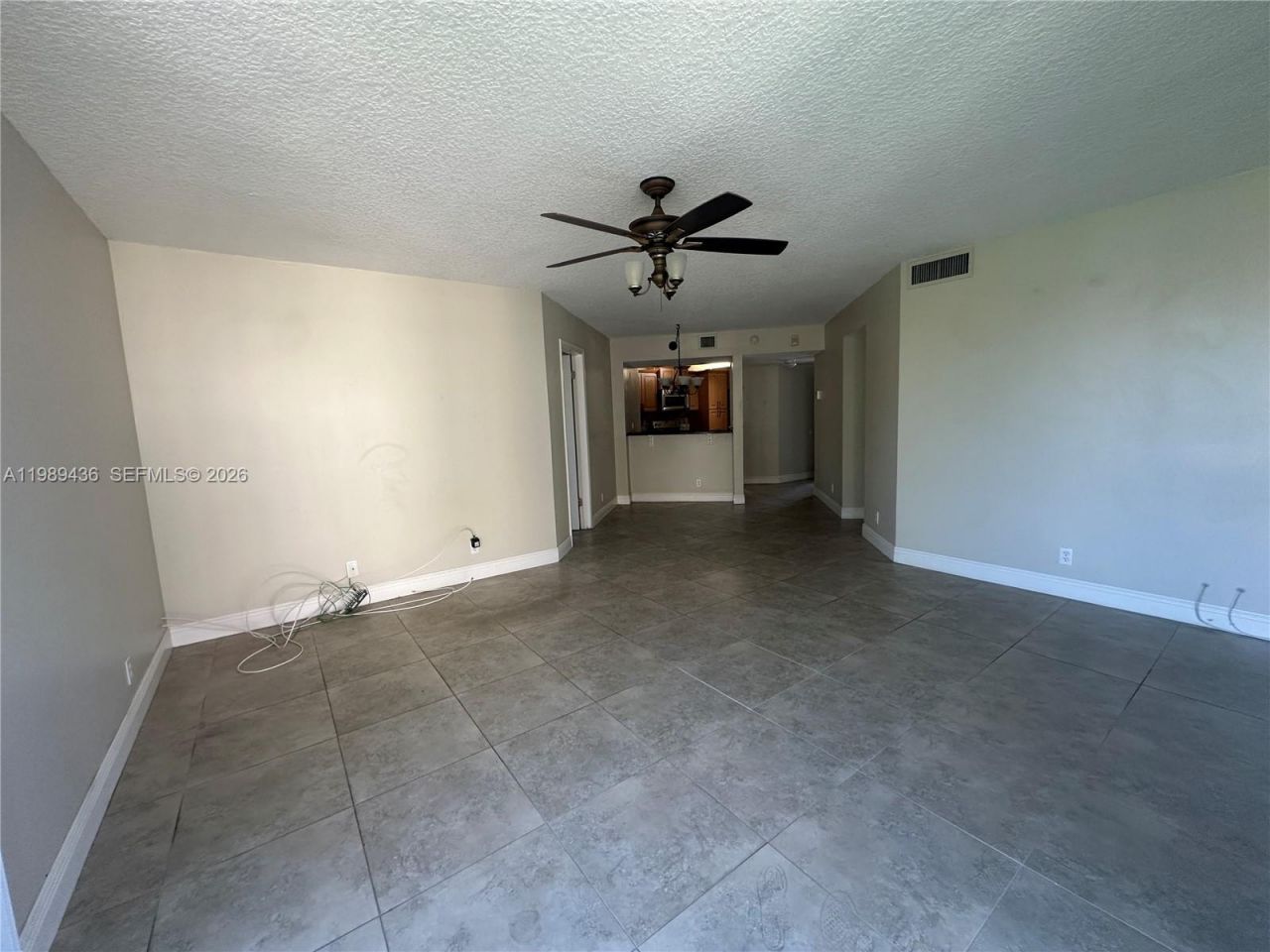 10401 W Broward Blvd, Unit 301, Plantation, FL 33324 Photo
