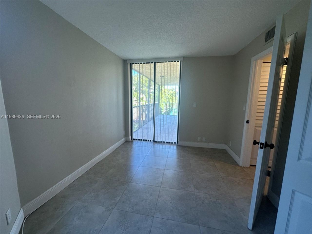 10401 W Broward Blvd, Unit 301, Plantation, FL 33324 Photo