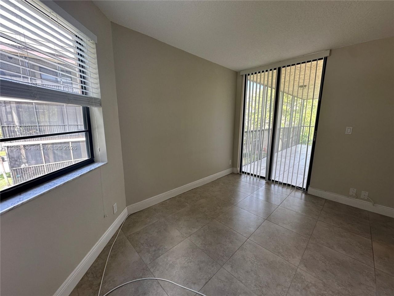 10401 W Broward Blvd, Unit 301, Plantation, FL 33324 Photo