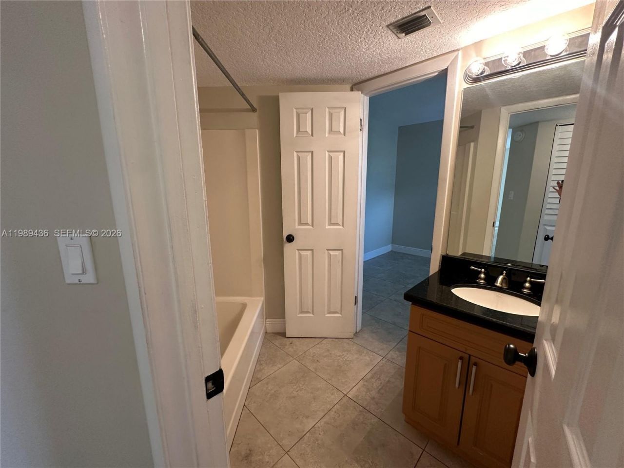 10401 W Broward Blvd, Unit 301, Plantation, FL 33324 Photo