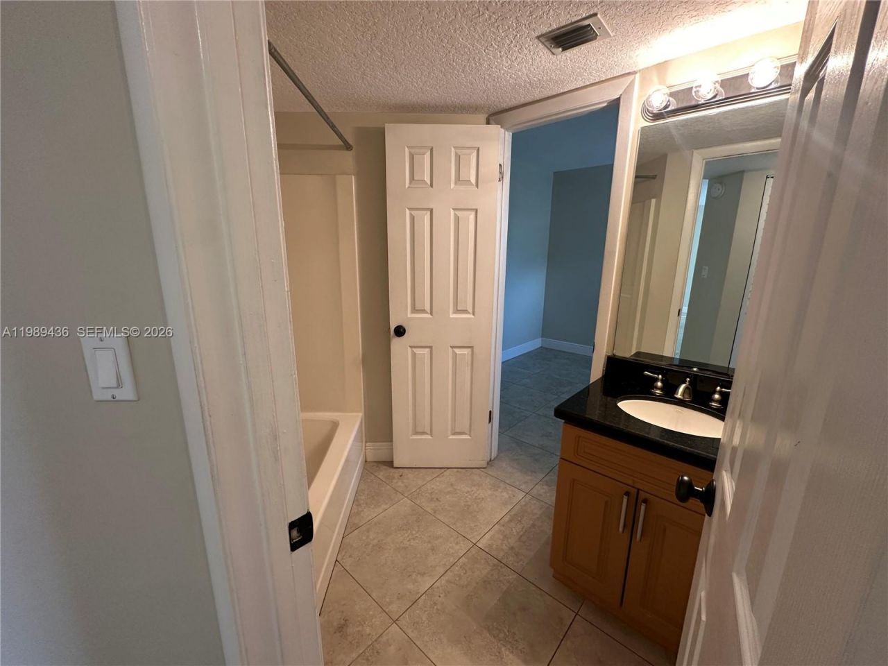 10401 W Broward Blvd, Unit 301, Plantation, FL 33324 Photo