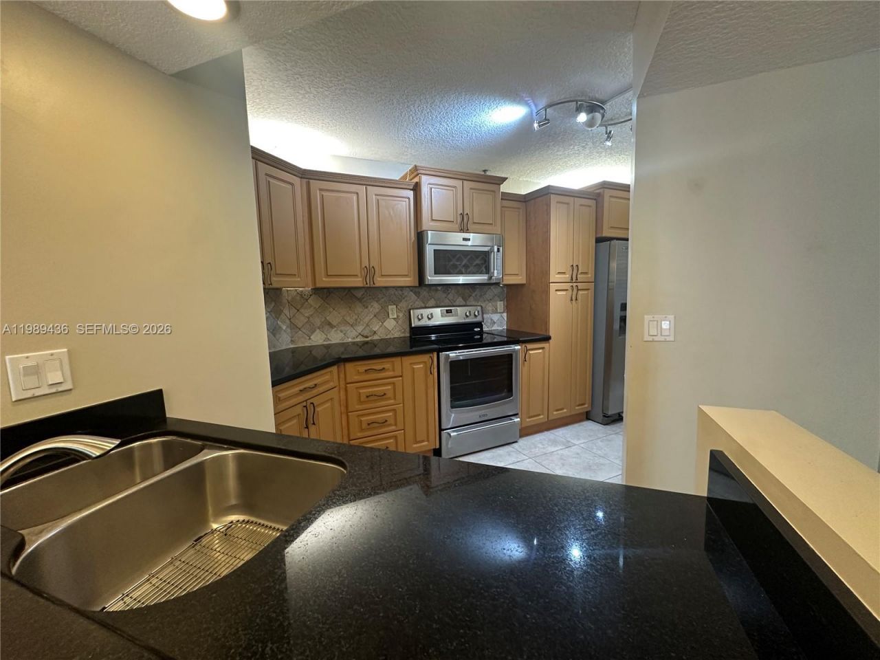 10401 W Broward Blvd, Unit 301, Plantation, FL 33324 Photo