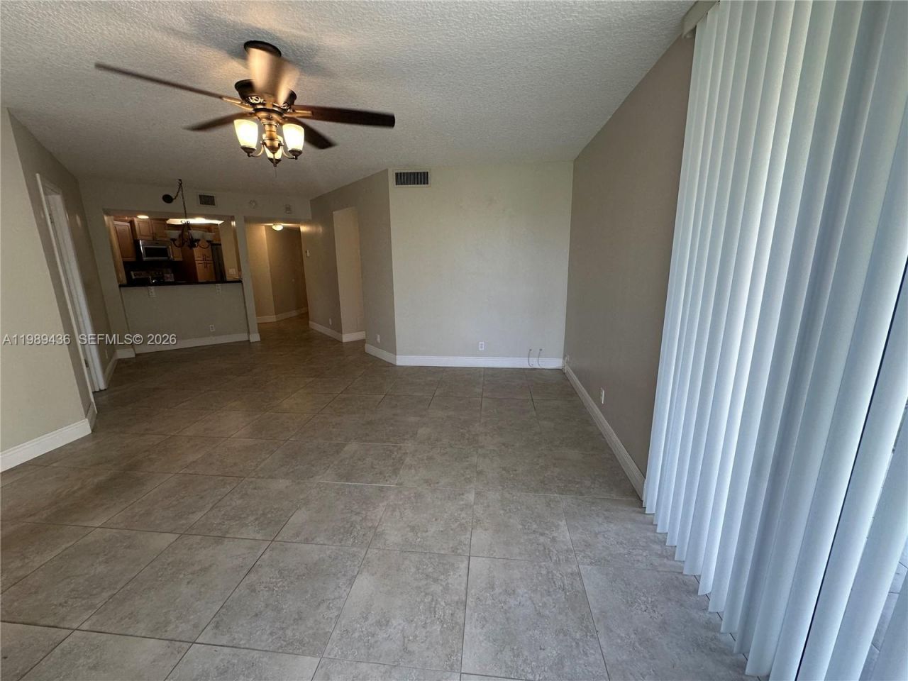 10401 W Broward Blvd, Unit 301, Plantation, FL 33324 Photo