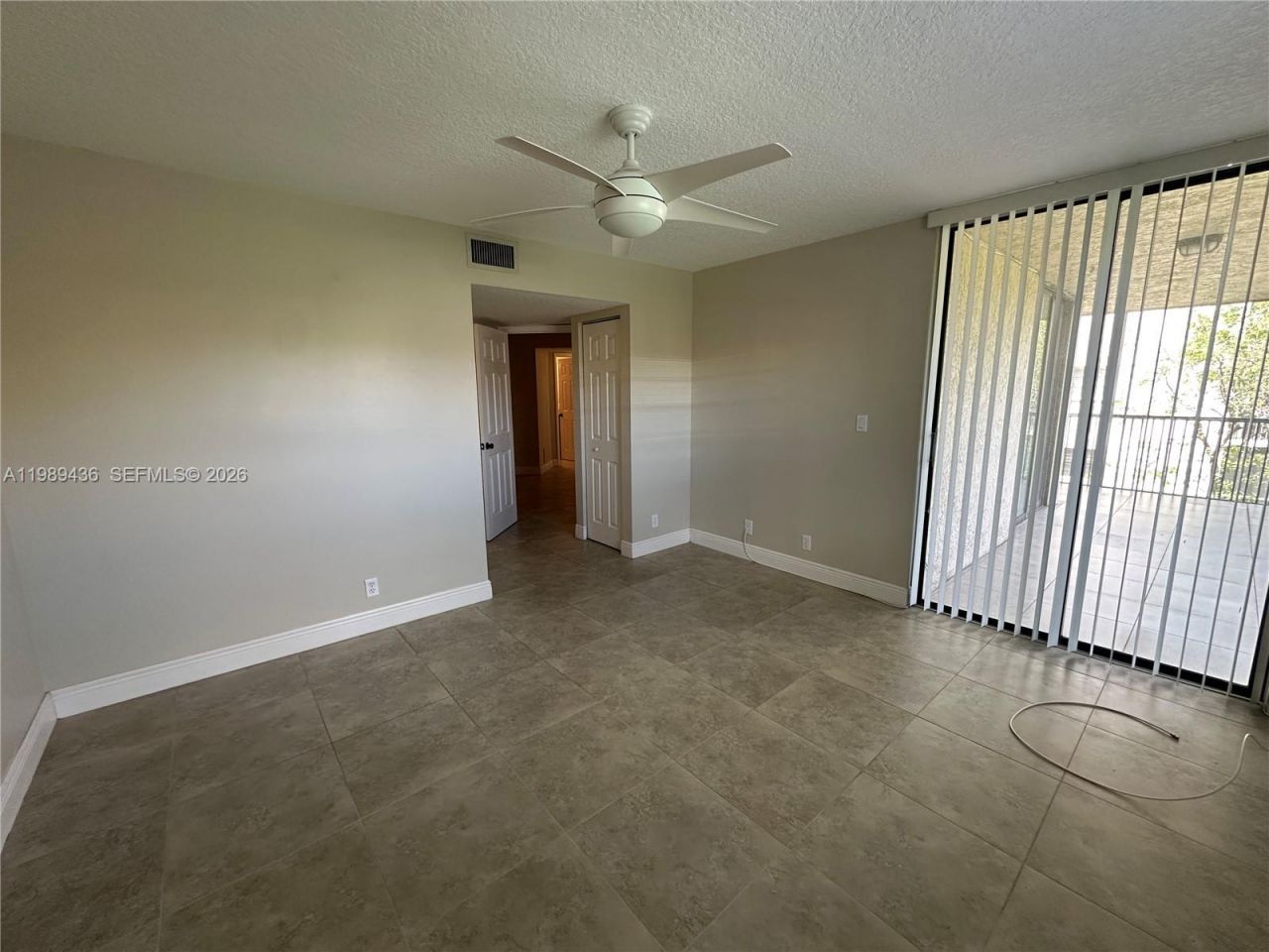 10401 W Broward Blvd, Unit 301, Plantation, FL 33324 Photo