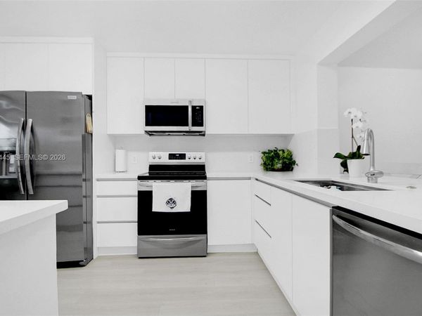 700 SW 137th Ave , Unit 303H, Pembroke Pines, FL 33027