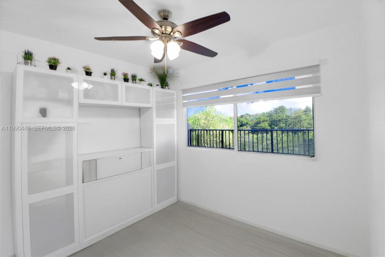 700 SW 137th Ave , Unit 303H, Pembroke Pines, FL 33027 Photo