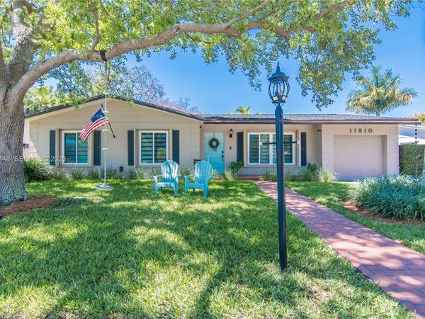 11810 SW 121st Ave , Miami, FL 33186