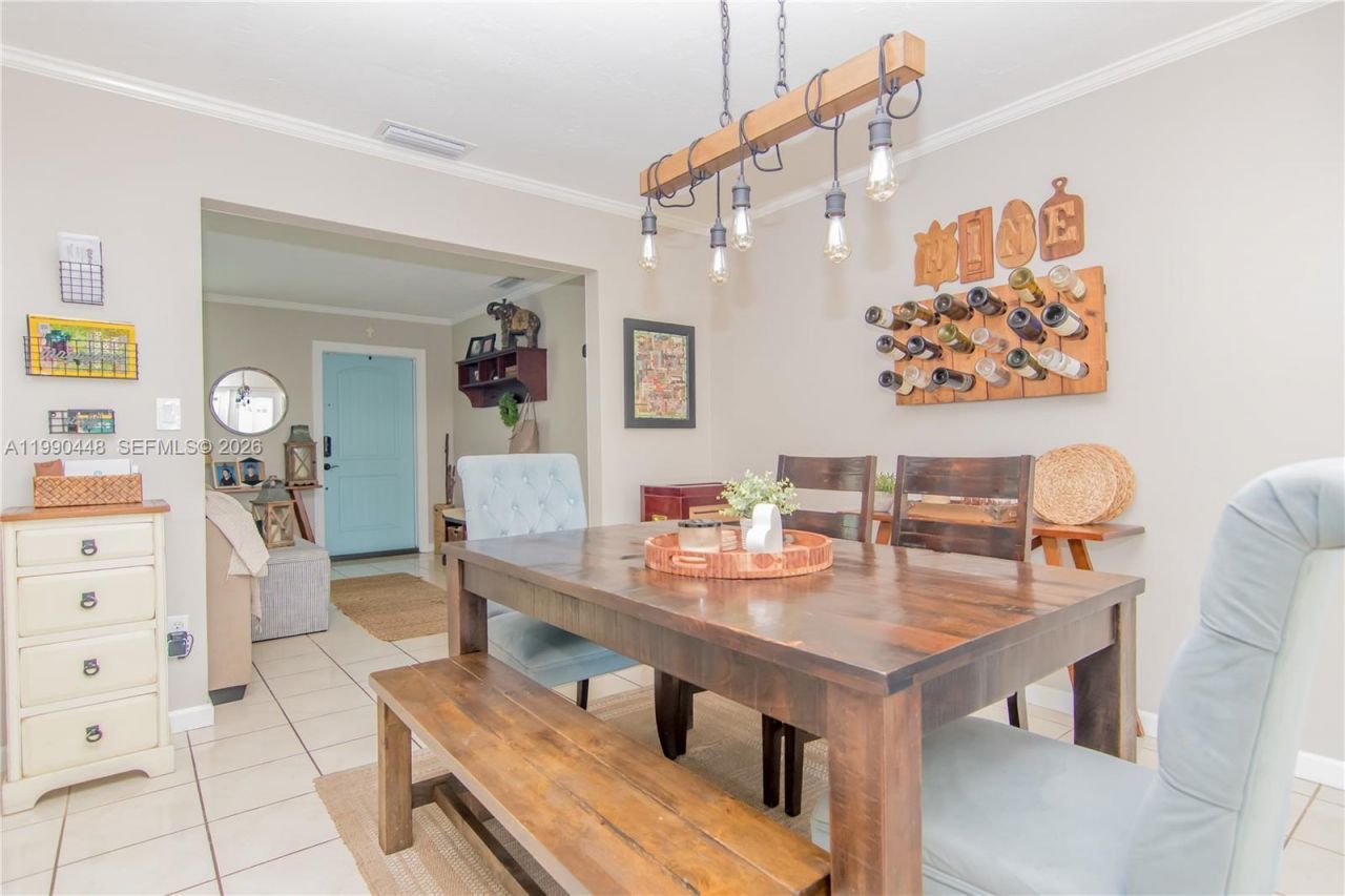 11810 SW 121st Ave , Miami, FL 33186 Photo