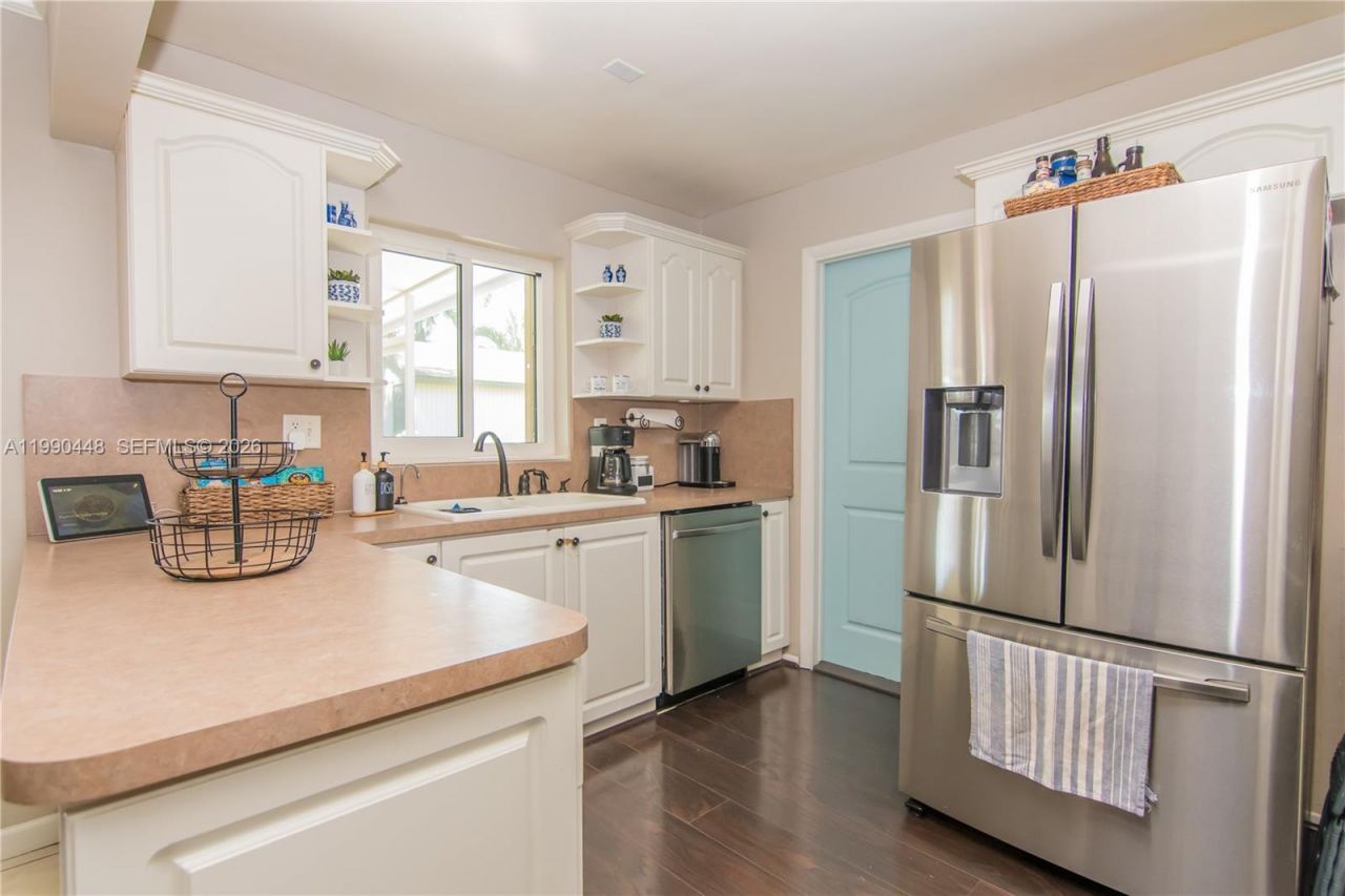 11810 SW 121st Ave , Miami, FL 33186 Photo