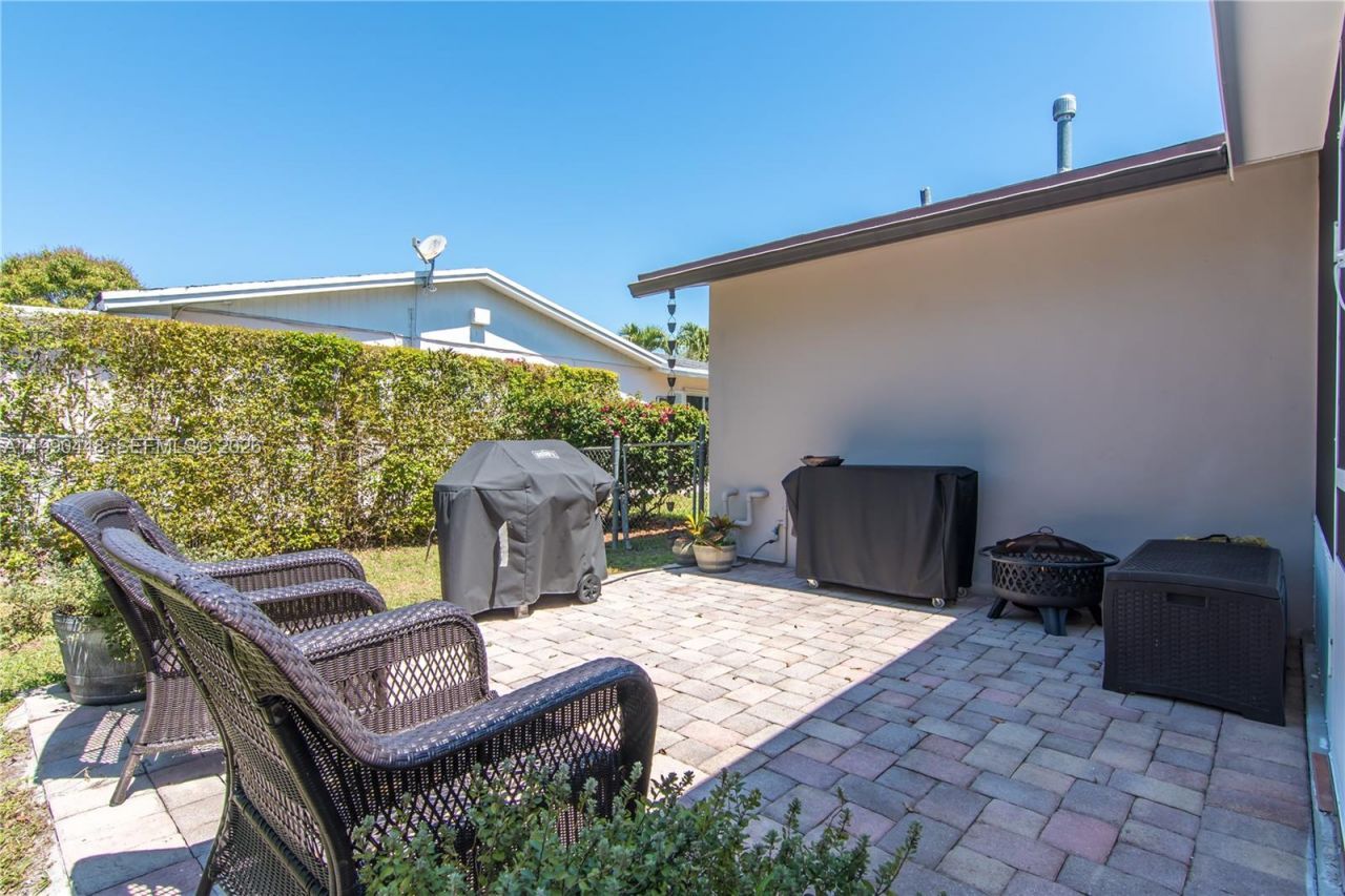 11810 SW 121st Ave , Miami, FL 33186 Photo