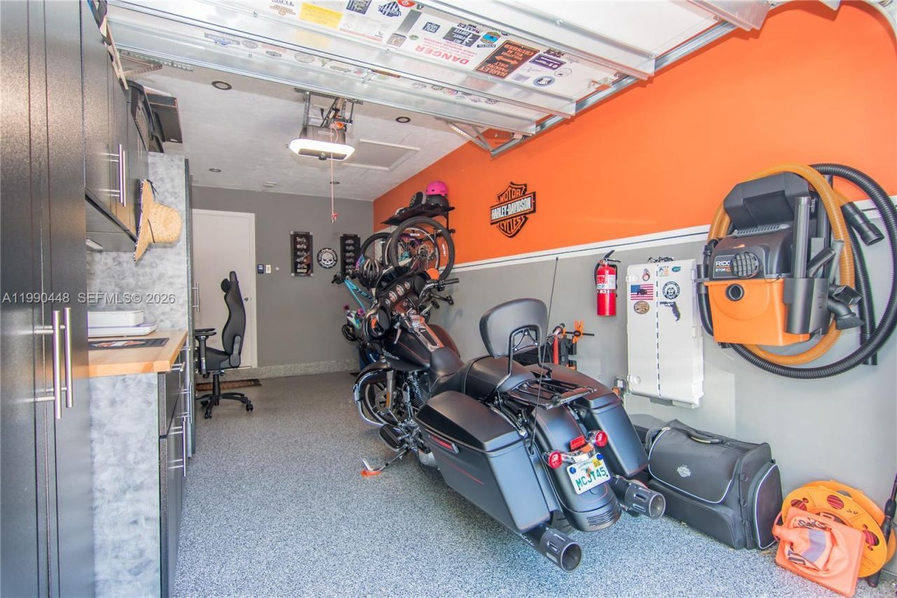 11810 SW 121st Ave , Miami, FL 33186 Photo