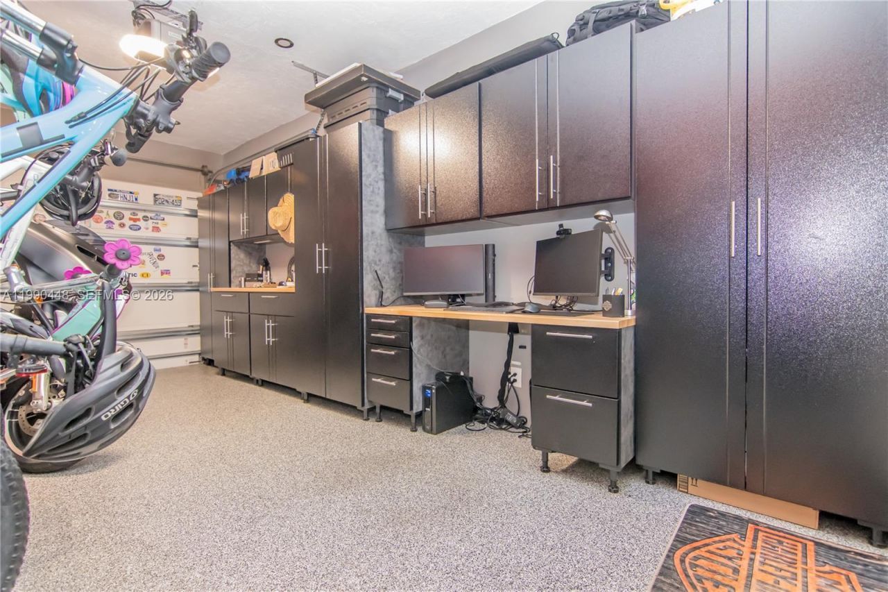 11810 SW 121st Ave , Miami, FL 33186 Photo