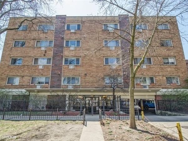 Unit 511, Chicago, IL 60626