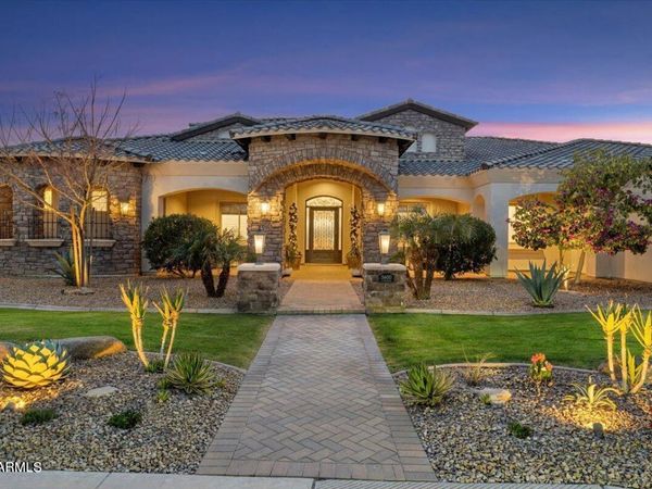 5600 S GEMSTONE Drive, Chandler, AZ 85249