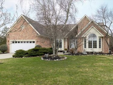 8622 Golden Rod Court, East Amherst, NY 14051