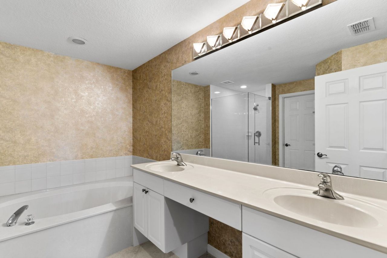 24371 Sandpiper Isle Way, Unit 302, Bonita Springs, FL 34134 Photo