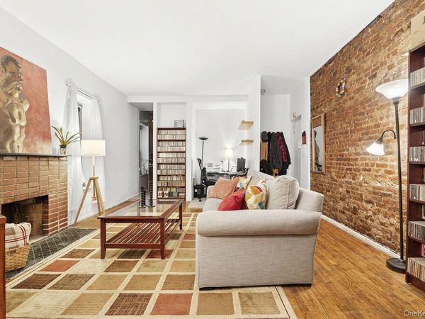 234 East 14th Street, Unit 2E, New York (Manhattan), NY 10003