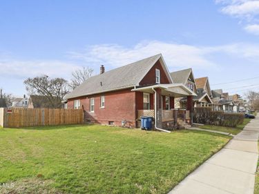 2240 Valentine Street, Toledo, OH 43605