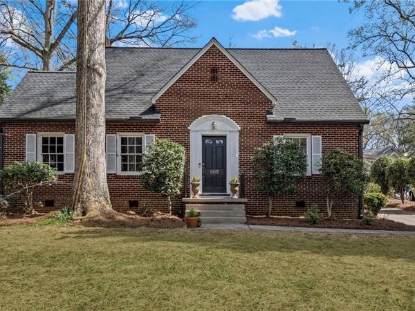 805 Magnolia Street, Winston-Salem, NC 27103