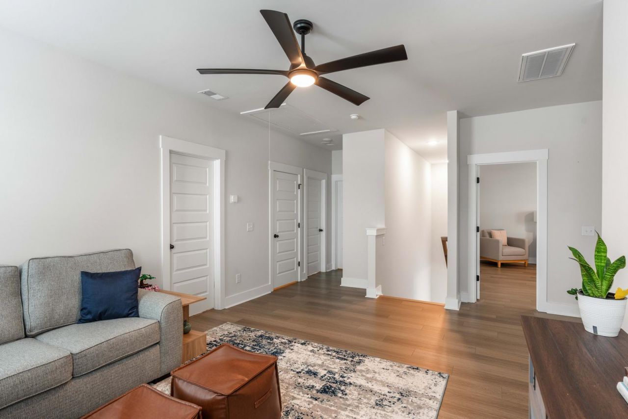 515 Rhythm Street Photo 59