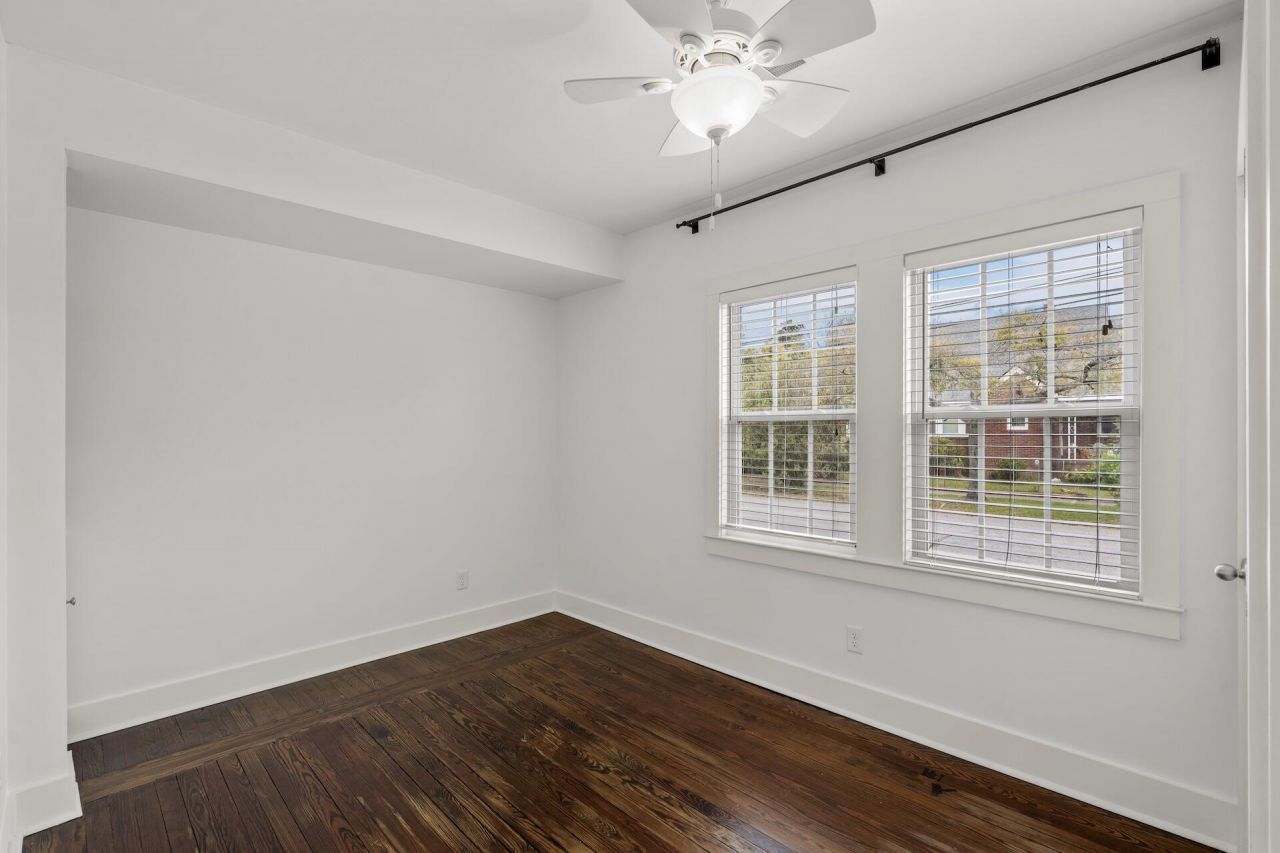 911 Ashley Avenue Photo 16