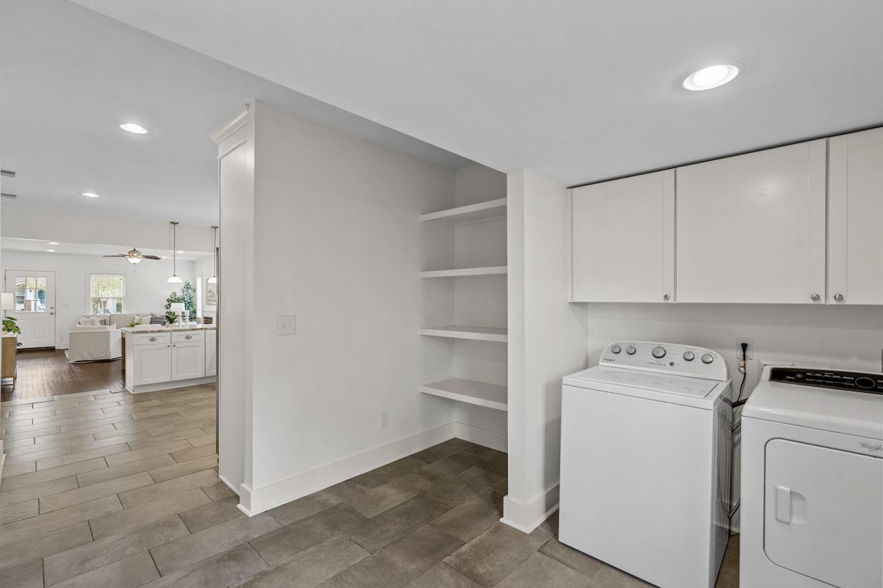 911 Ashley Avenue Photo 21