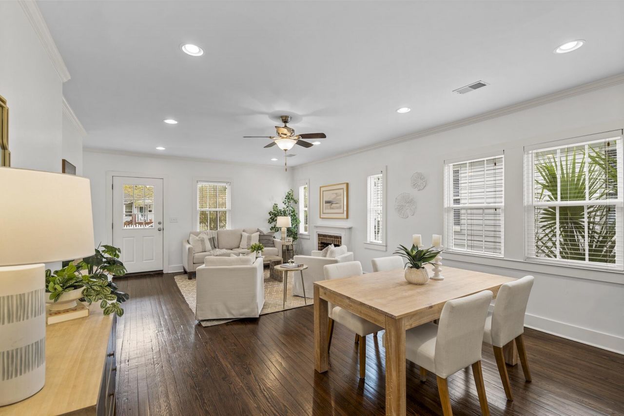 911 Ashley Avenue Photo 9