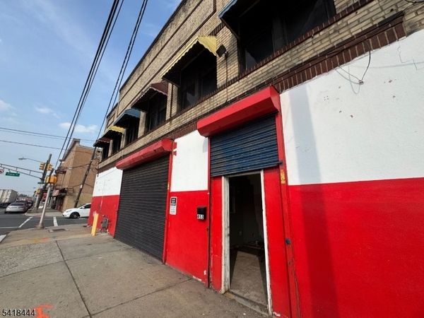 453 Spring St, Elizabeth, NJ 07201