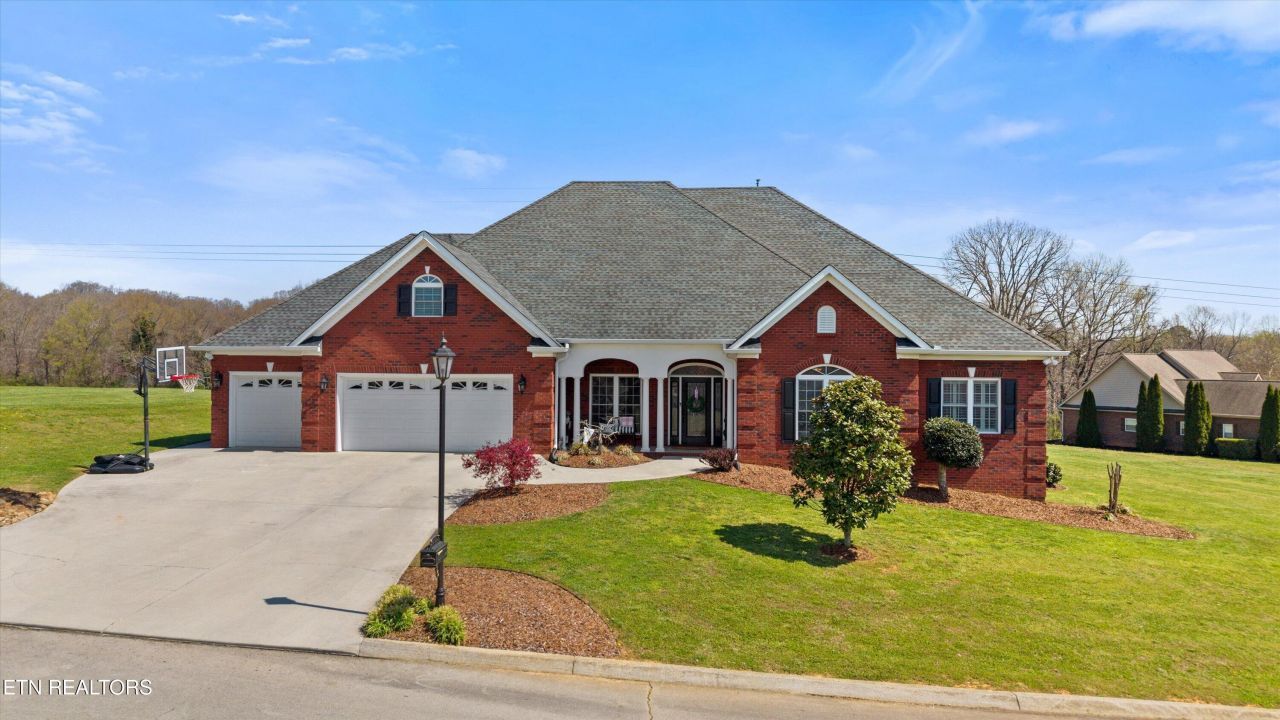 501 Cheyenne Blvd, Lenoir City, TN 37772 Main Photo