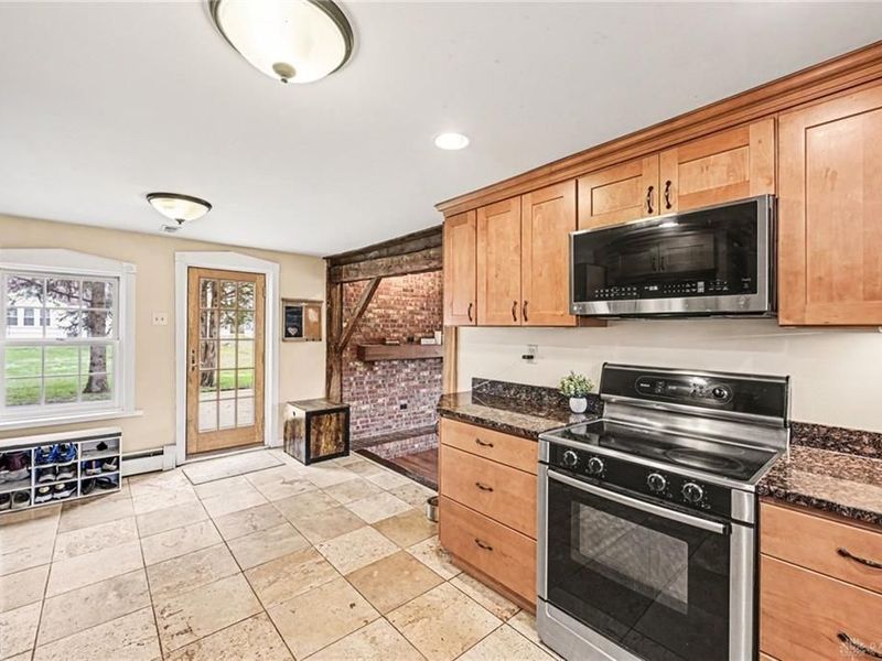 660 S Main Street, Springboro, OH 45066 Photo 2