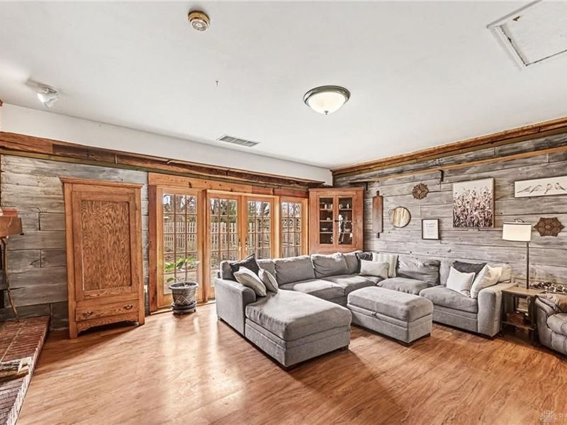 660 S Main Street, Springboro, OH 45066 Photo 6