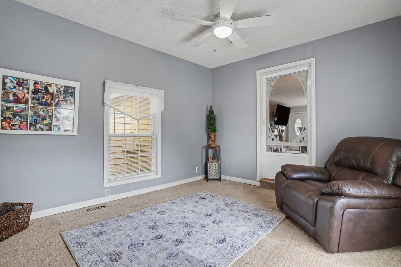 2615 Morgan Rd. Photo 15