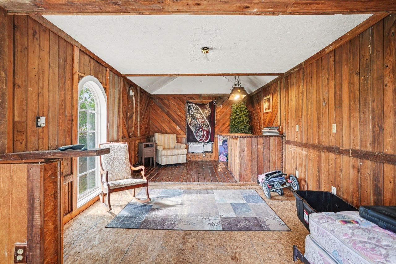 2615 Morgan Rd. Photo 23