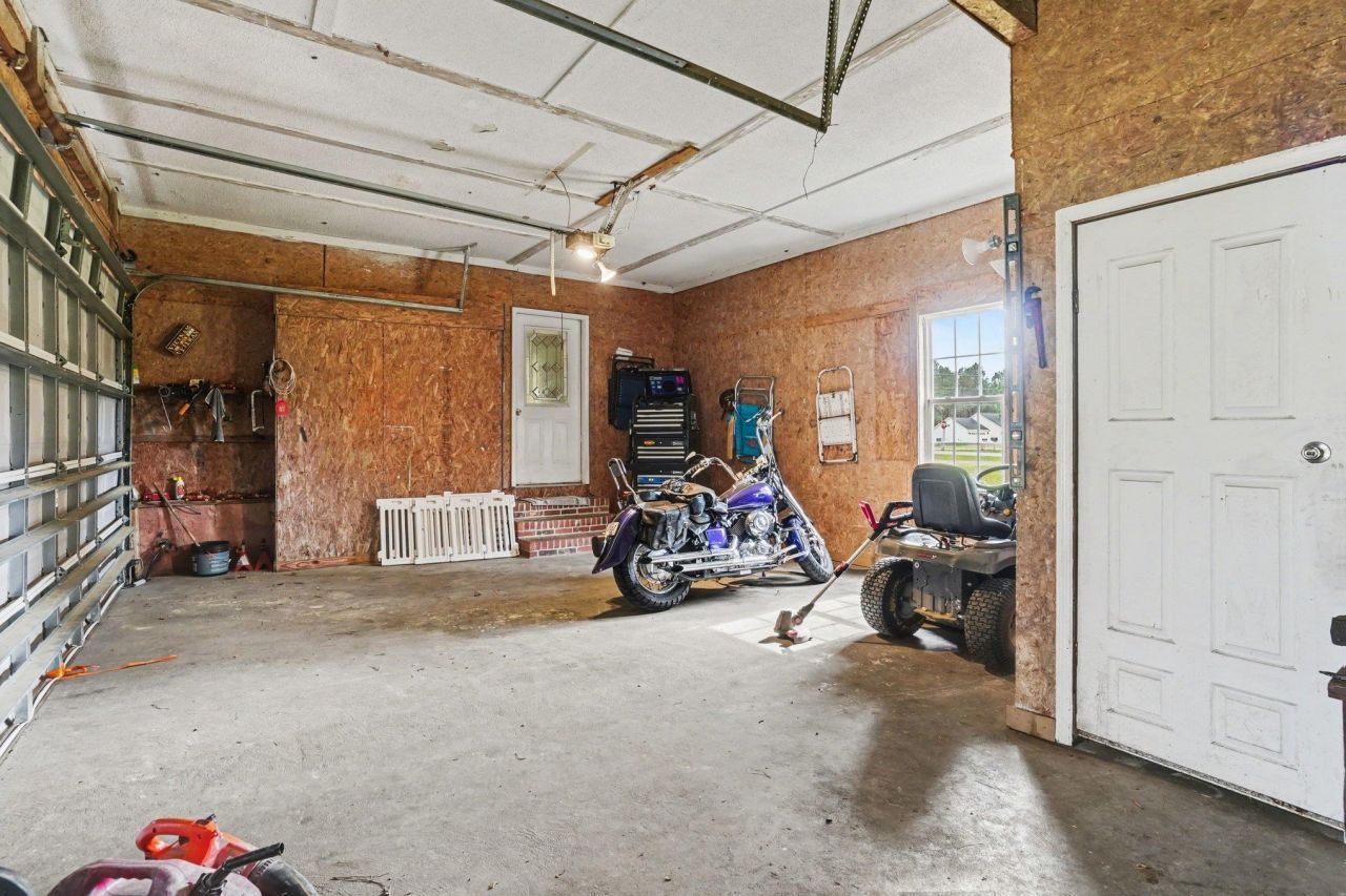 2615 Morgan Rd. Photo 25